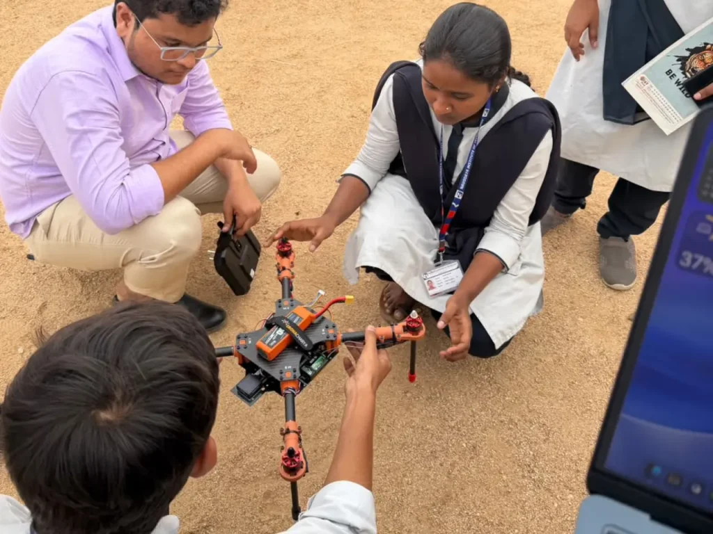 dronacharya-tech-hub-brings-hands-on-drone-learning-to-navodaya-institute-of-technology-raichur-content-3