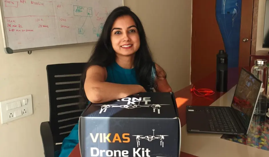 from-code-to-drones-building-the-bridge-between-emerging-technology-and-education from-code-to-drones-building-the-bridge-between-emerging-technology-and-education